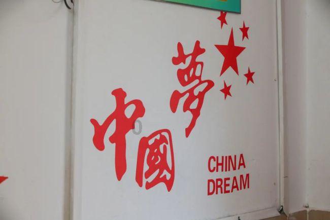 逃离小人国森林